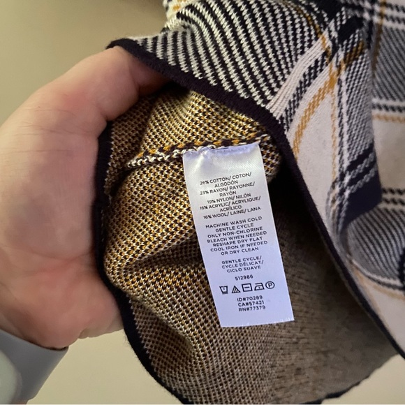 Ann Taylor• black yellow/orange fall plaid wool blend short sleeve top - Picture 12 of 13